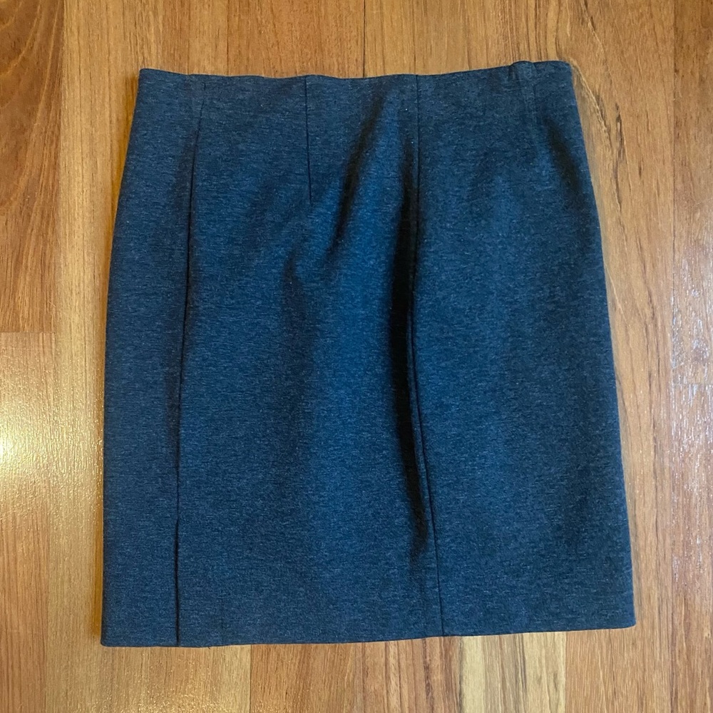 Uniqlo | Grey Pencil Skirt
